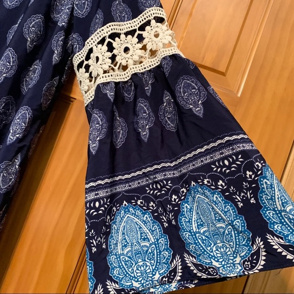 Ing Navy Bell Sleeve Tunic Top/Dress NWT Medium - Picture 2 of 8